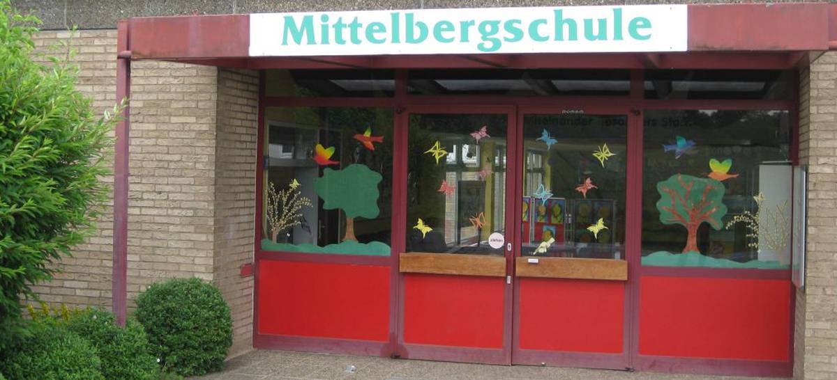 Foto Eingang Mittelbergschule